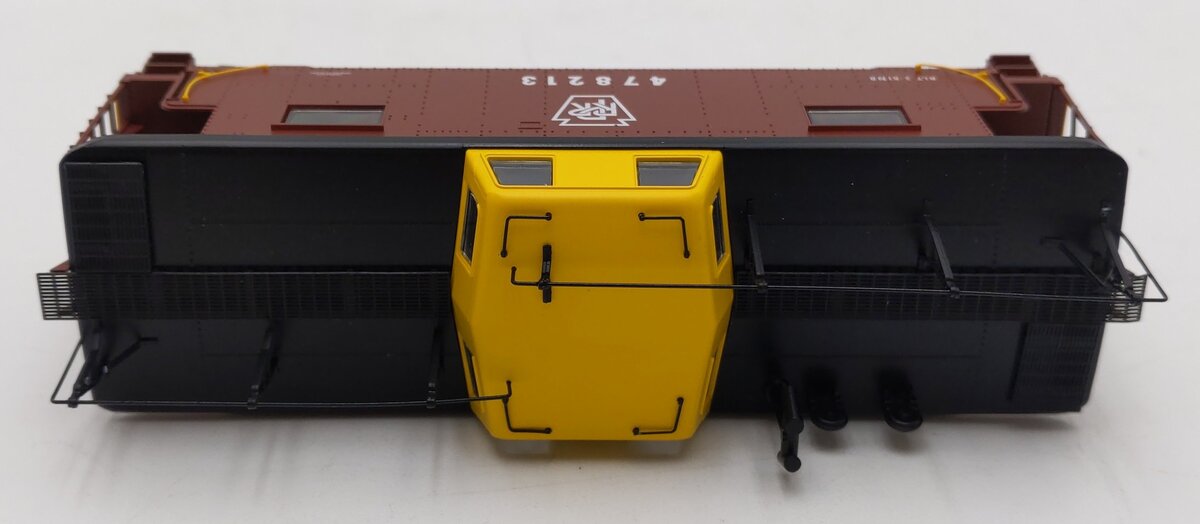 Bowser 43415 HO Scale PRR N-8 Caboose with Trainphone #478213 VG/Box