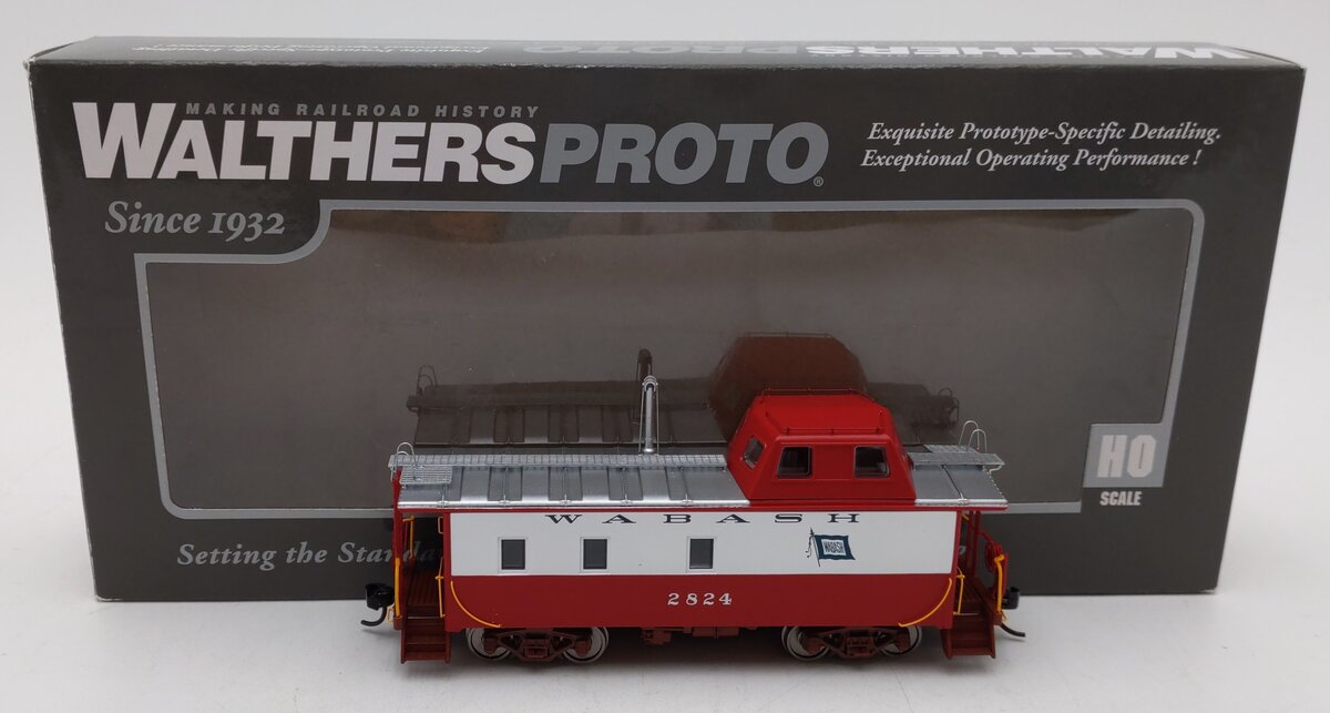 Walthers 920-103612 HO Scale Wabash 30' Streamlined Caboose #2824 LN/Box
