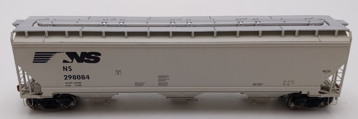Scale Trains SXT11832 HO Scale Norfolk Southern Covered Hopper #298084 LN/Box