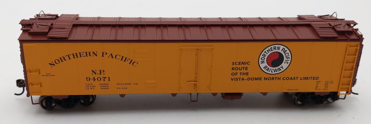 Athearn ATH97946 HO Scale Northern Pacific 50' Ice Bunker Reefer #94071 LN/Box