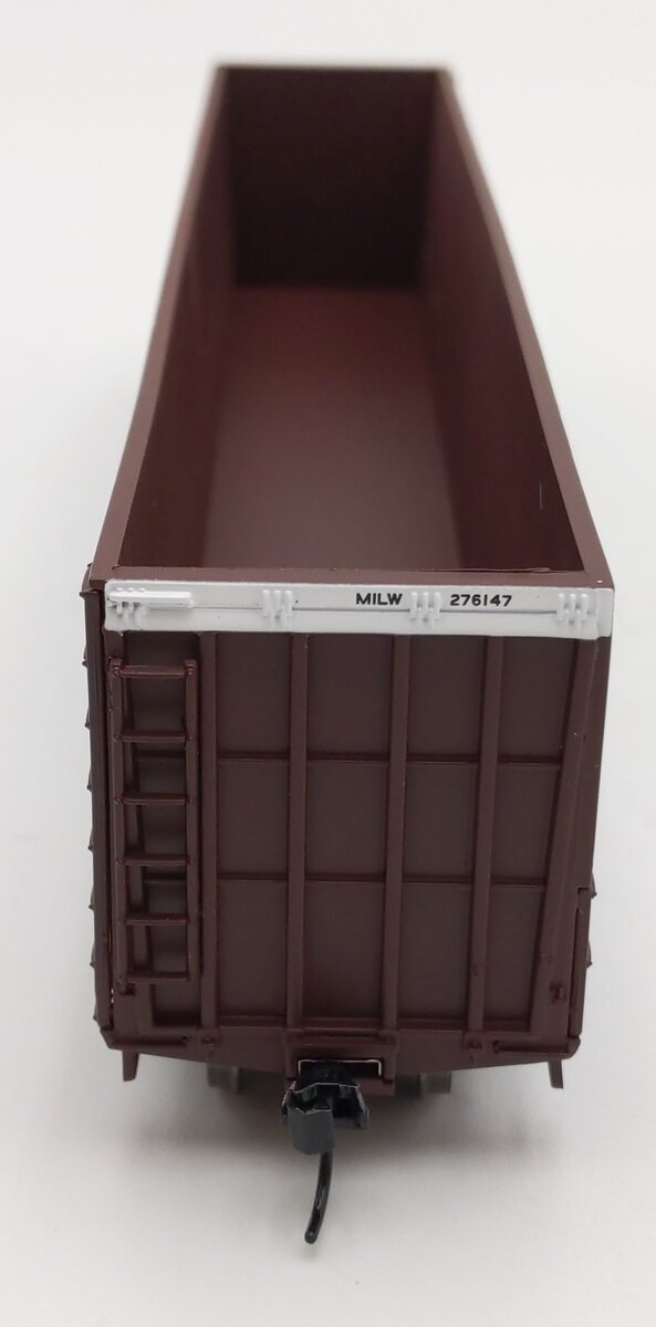 Walthers 910-6120 HO Milwaukee Road Ready to Run 61' Wood Chip Gondola #276147 LN/Box
