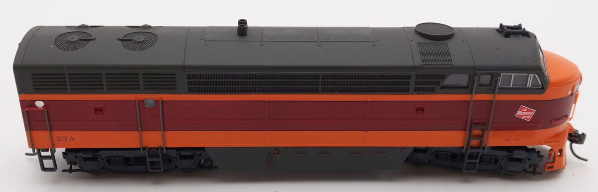 Proto 1000 23984 HO Scale Milwaukee Road C-Liner Diesel Locomotive #23A EX/Box