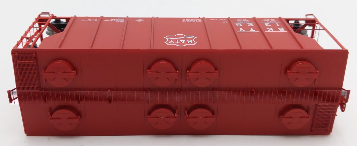 Athearn ATH63820 HO Scale Missouri-Kansas-Texas PS 2600 Covered Hopper #1326 LN/Box