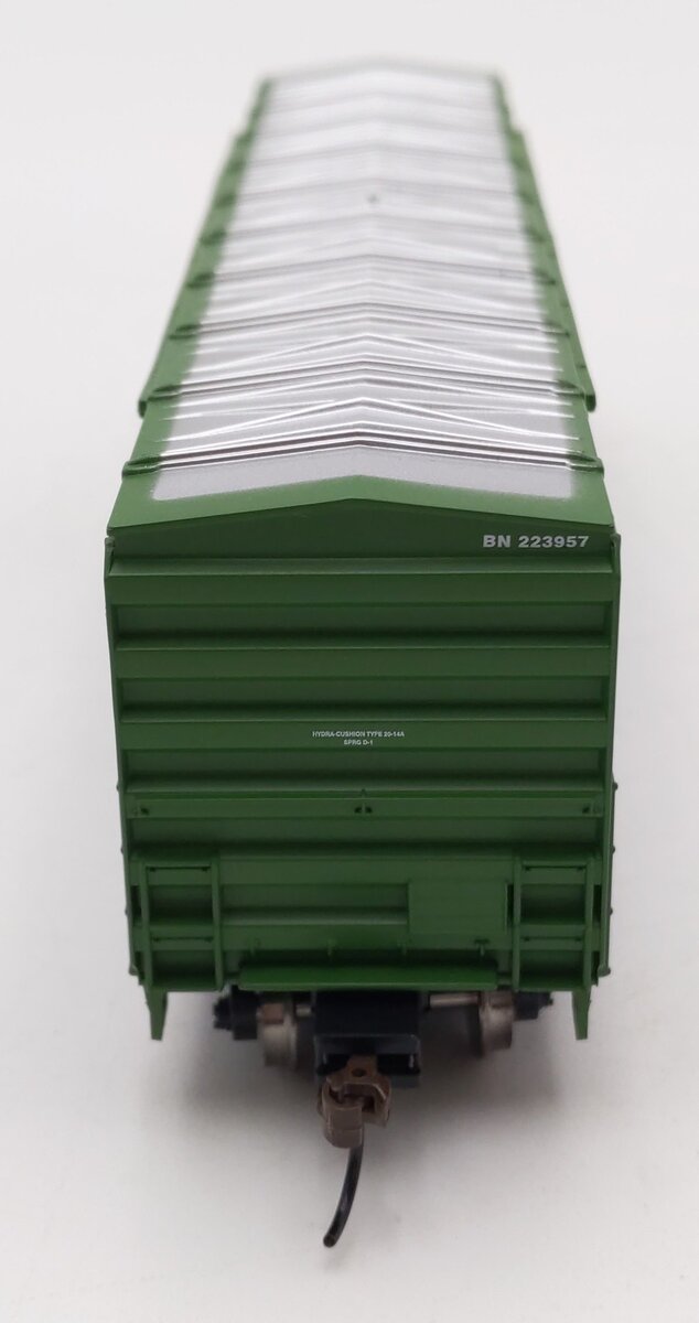 Athearn RND97994 HO Scale Burlington Northern 50' FMC Double Door Boxcar #223957 LN/Box