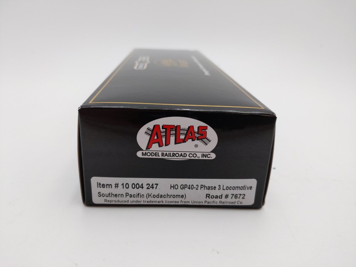 Atlas 10004247 HO Southern Pacific Gold GP40-2 Diesel Locomotive #7672 VG/Box
