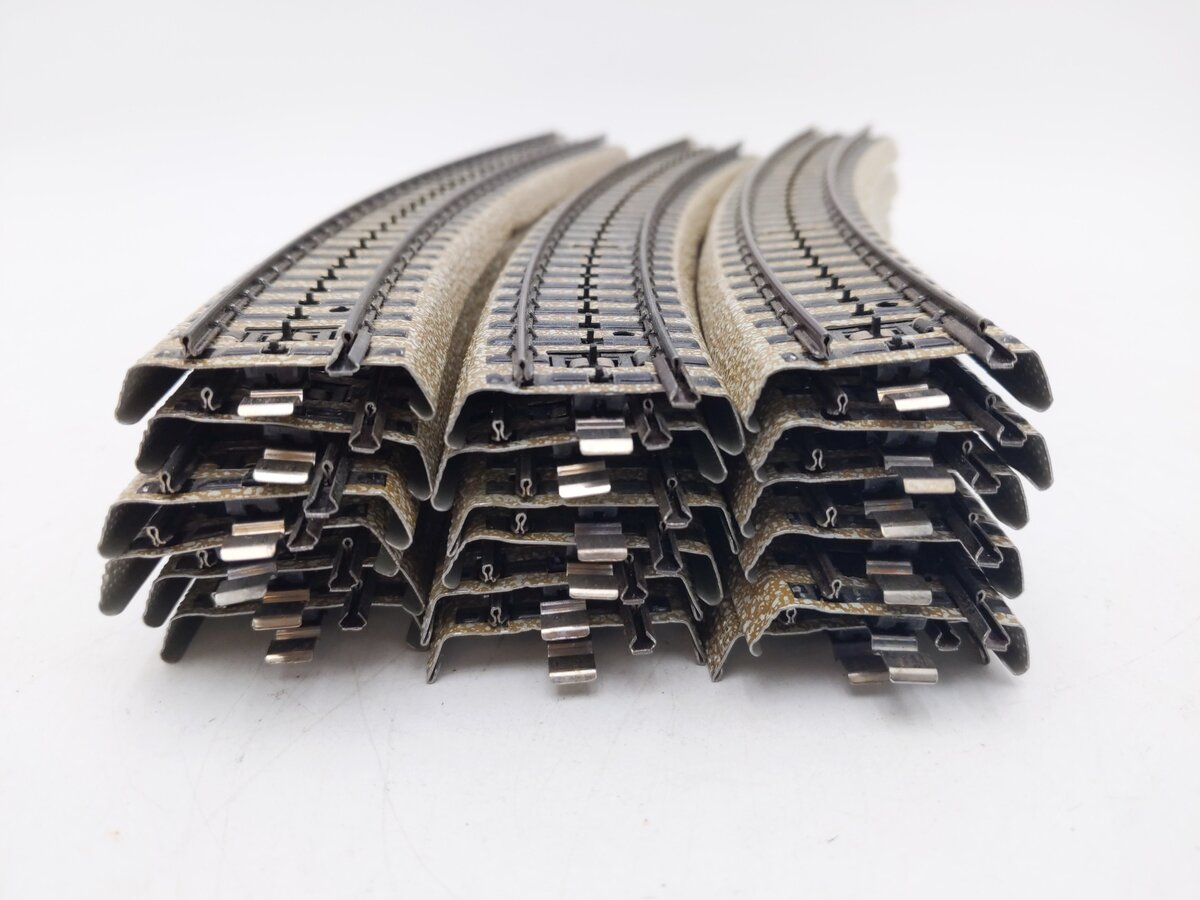 Marklin 5200 HO Scale Curved Track Sections [18] EX