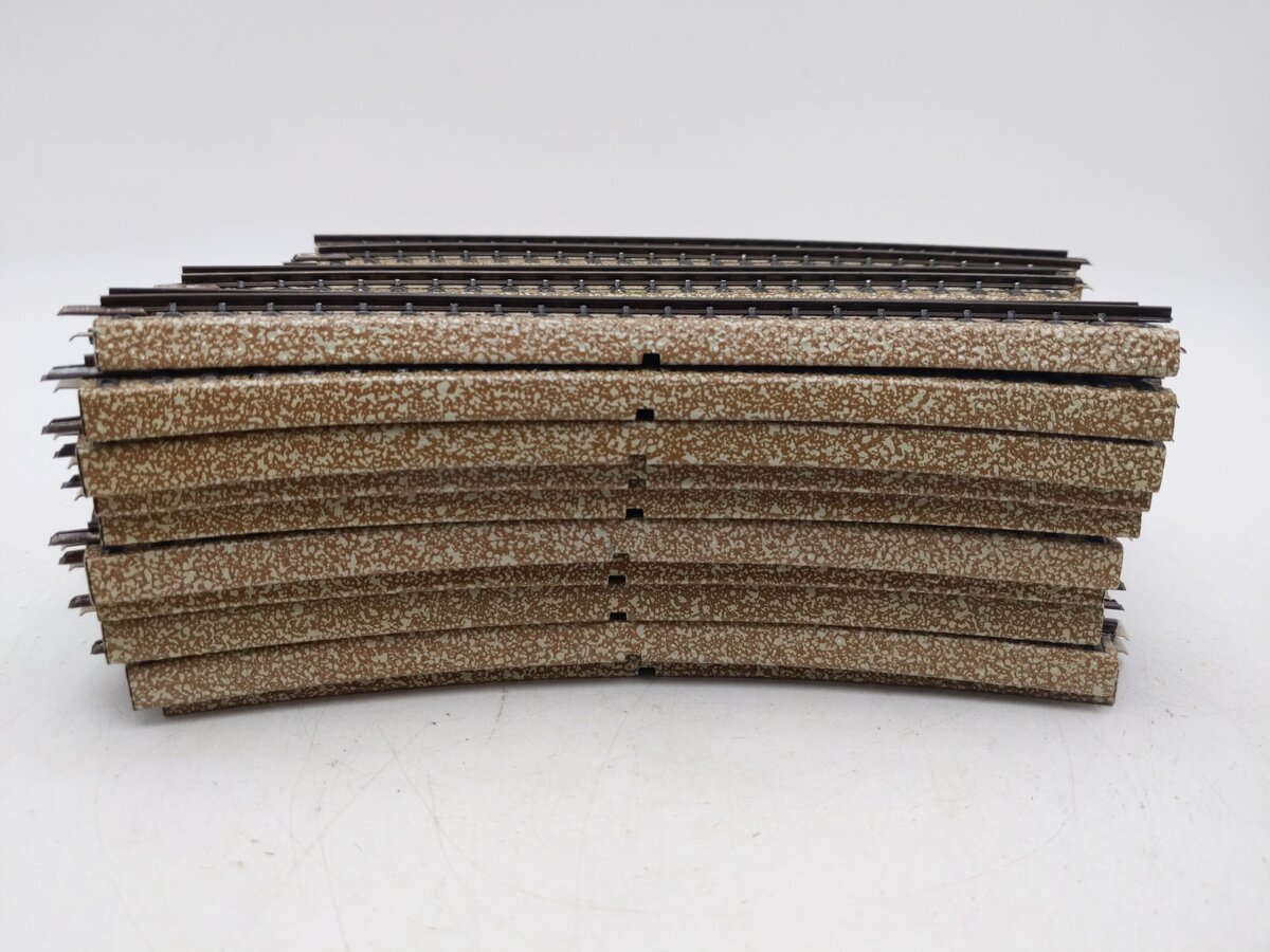 Marklin 5100 HO Scale Metal Curved Track (30) EX