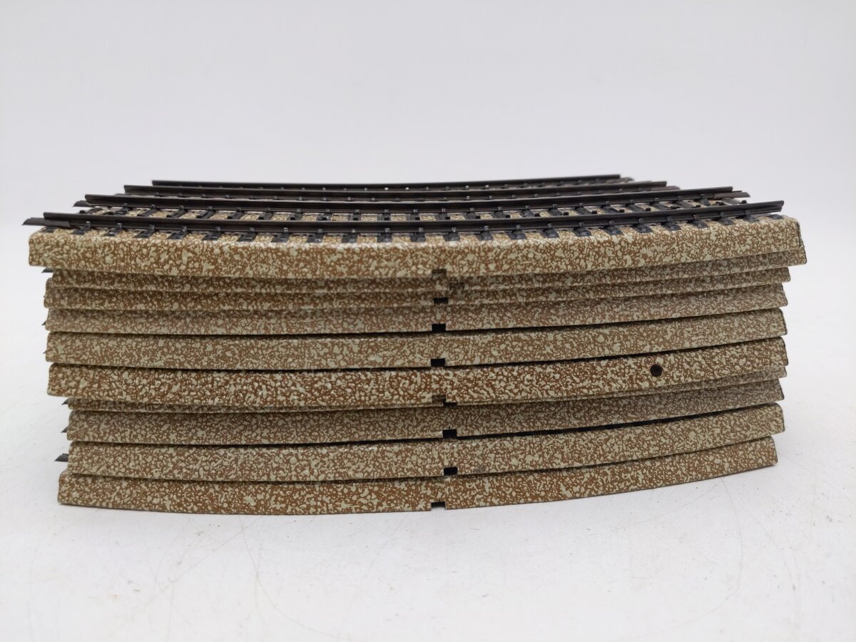 Marklin 5100 HO Scale Metal Curved Track (30) EX