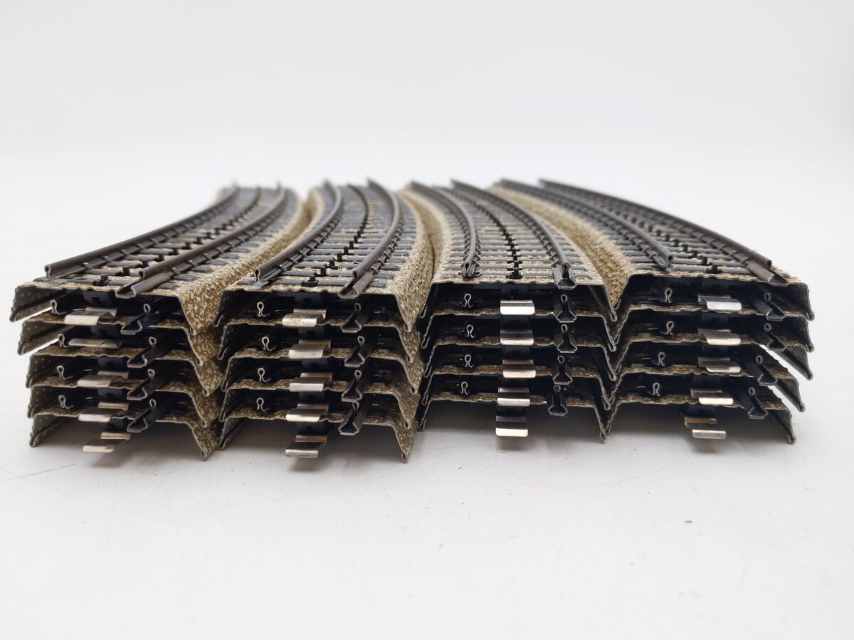 Marklin 5206 Curved Track Sections [20] EX