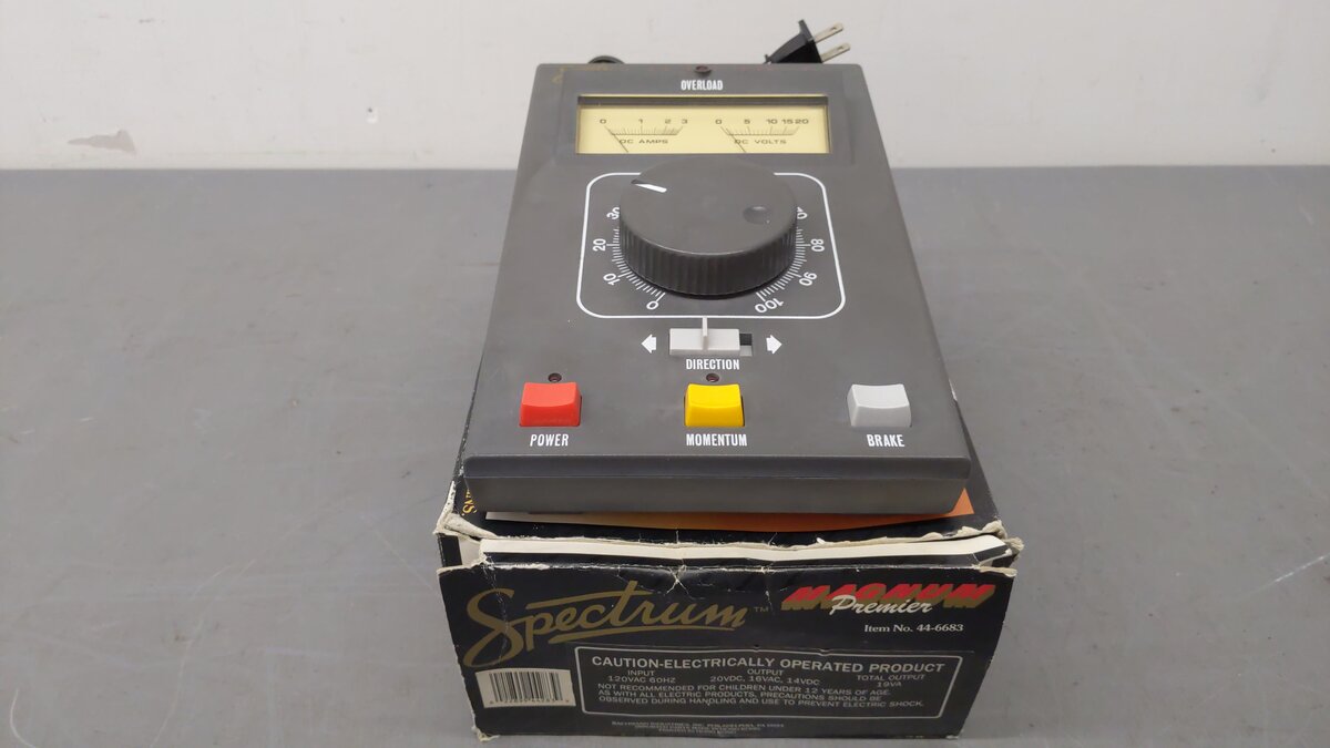 Spectrum 44-6683 Magnum Premier Model Railroad Power System EX/Box