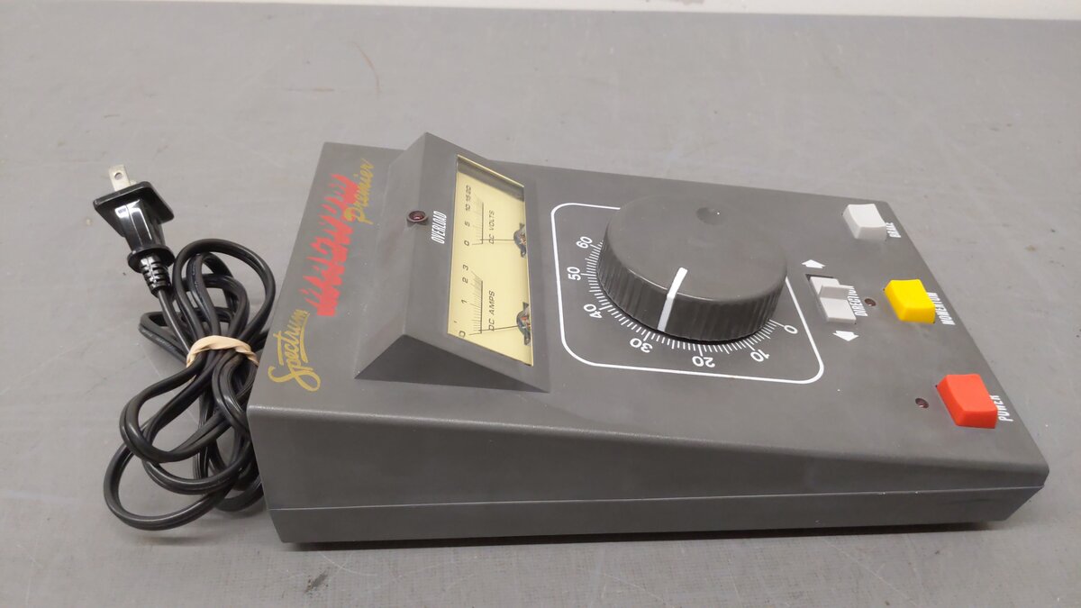 Spectrum 44-6683 Magnum Premier Model Railroad Power System EX/Box