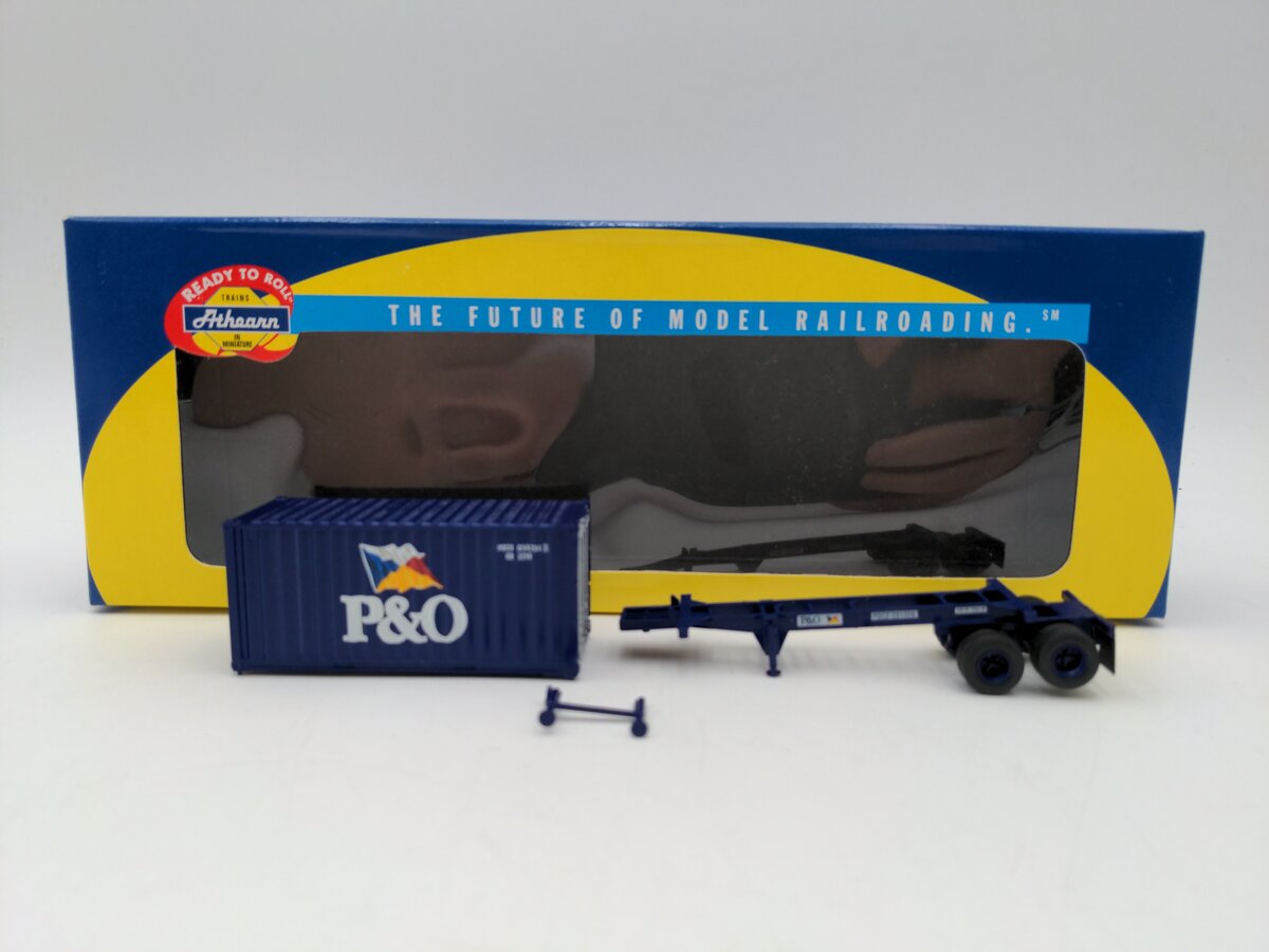 Athearn 92130 HO Scale P&O 20' Container W/P&O Chassis & Freightliner Tractor #2 VG/Box