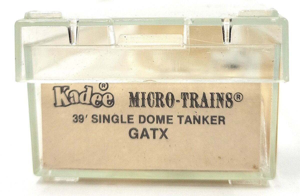 Micro-Trains 06500190 N Diamond Chemicals 39' Single Dome Tank Car #71574 LN/Box