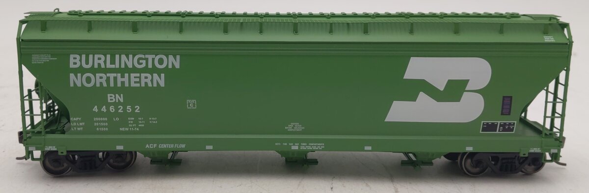 InterMountain 47001-35 HO Scale Burlington Northern 3-Bay Hopper #446252 LN/Box