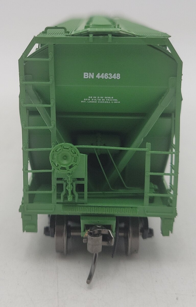 InterMountain 47001-37 HO Scale Burlington Northern 3-Bay Hopper Car #446348 LN/Box