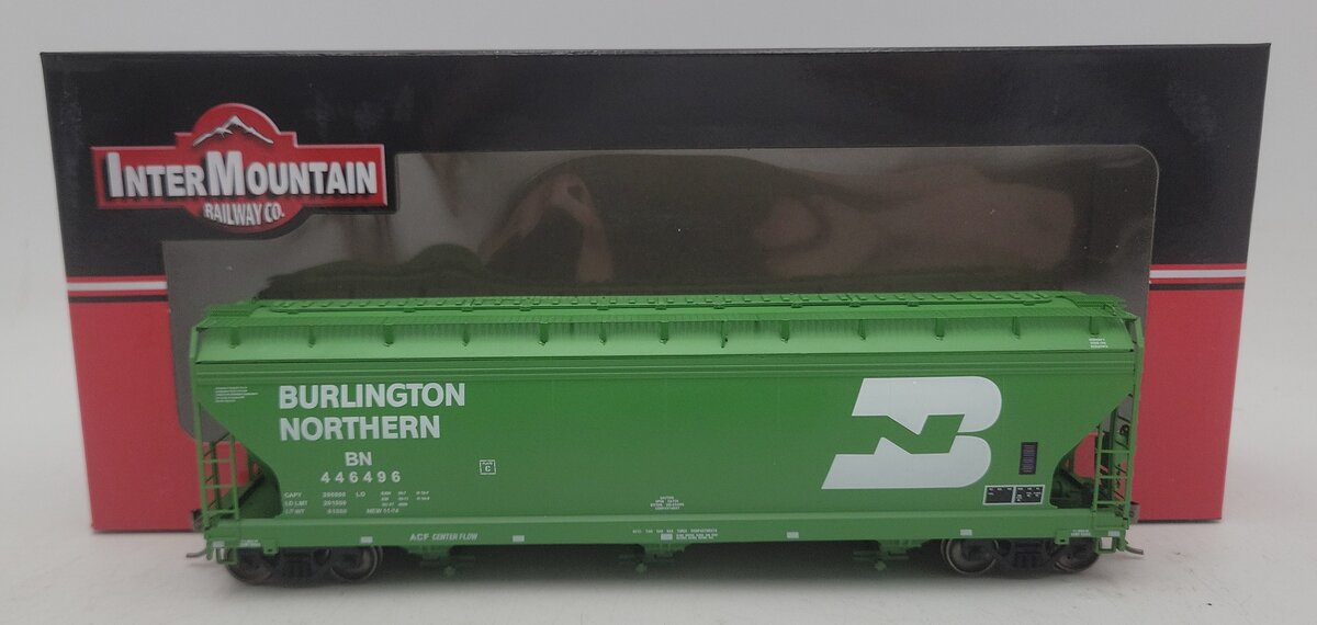 InterMountain 47001-38 HO Scale Burlington Northern 3-Bay Hopper Car #446496 EX/Box