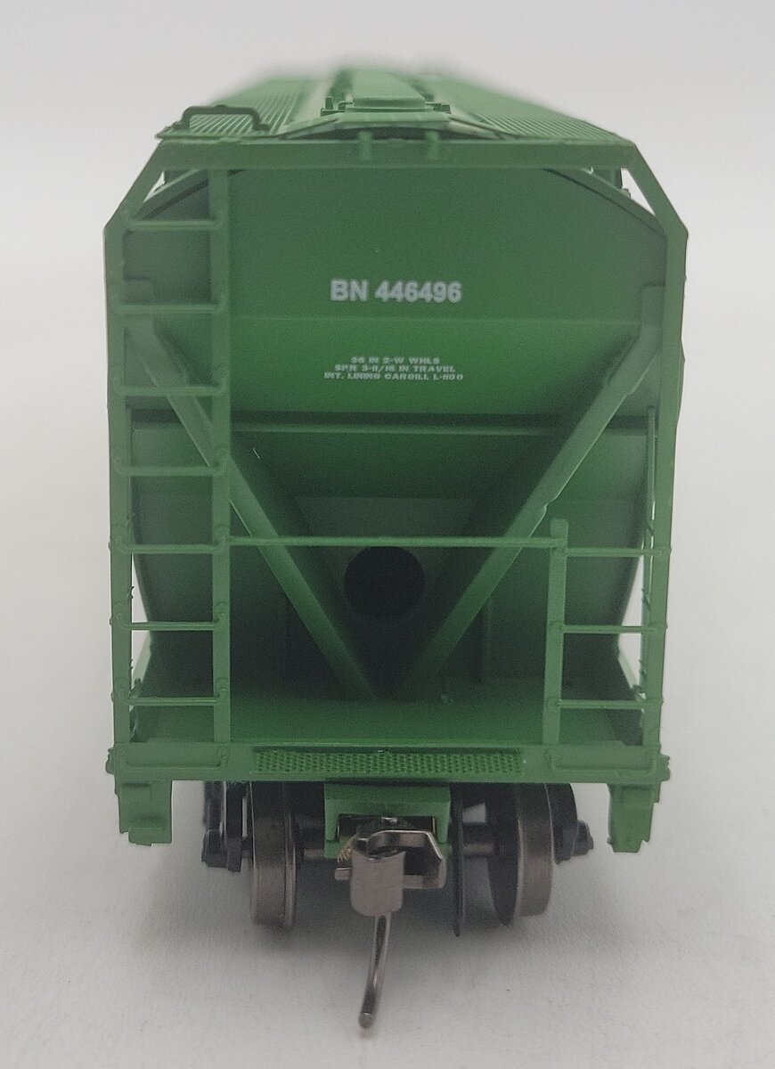 InterMountain 47001-38 HO Scale Burlington Northern 3-Bay Hopper Car #446496 EX/Box