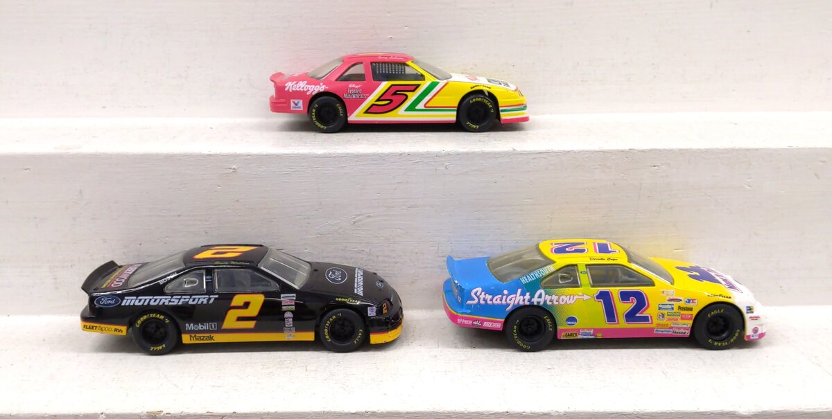 Racing Champions 1:24 Diecast Assorted NASCAR Racing Cars [3] EX