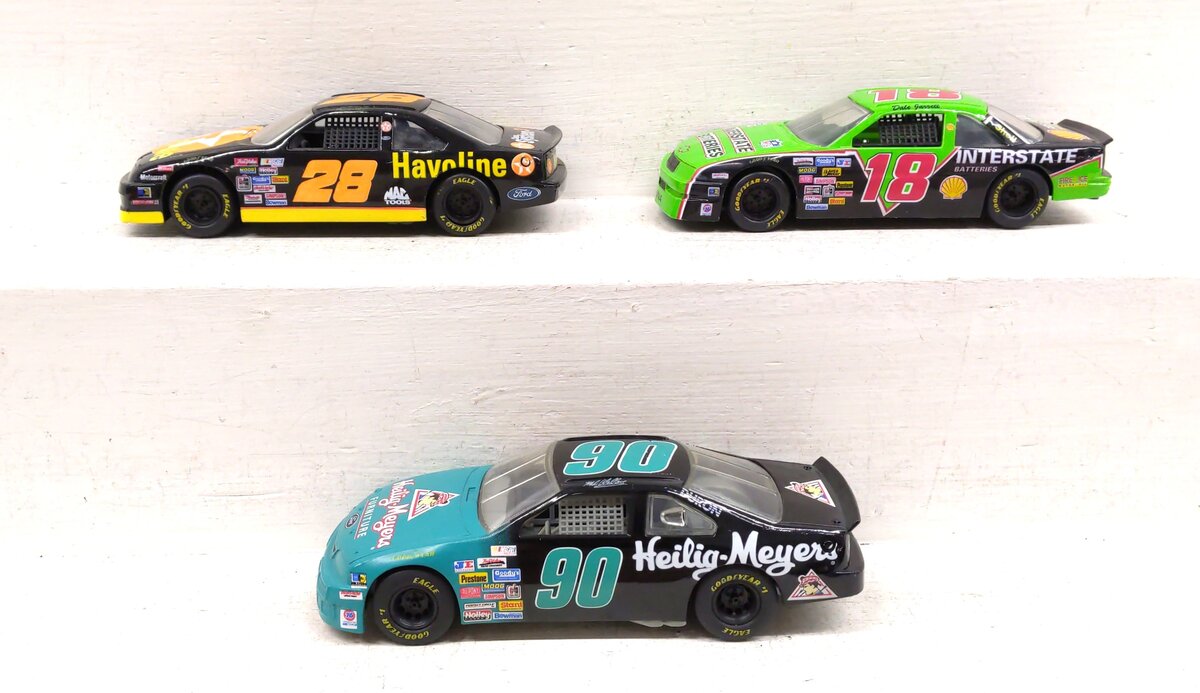Racing Champions 1:24 Diecast Assorted NASCAR Racing Cars [3] EX