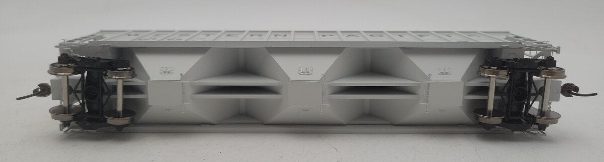 Athearn 81576 HO Scale Western Pacific FMC 4700 Covered Hopper Car #12099 LN/Box