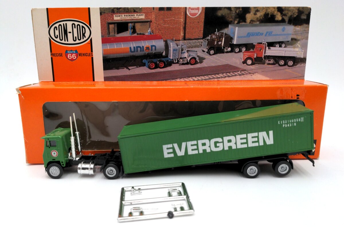 Con-Cor 0004-000102 HO Evergreen Truck with 40' Container Trailer EX/Box