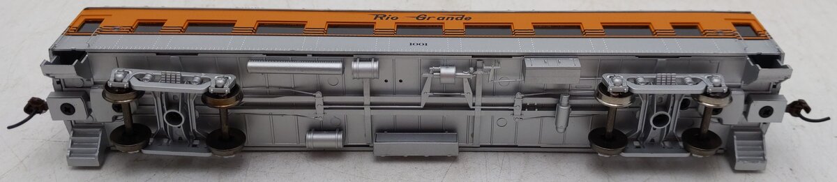 Roundhouse 86593 HO Rio Grande Arch-Roof Coach Passenger Car #1001 LN/Box