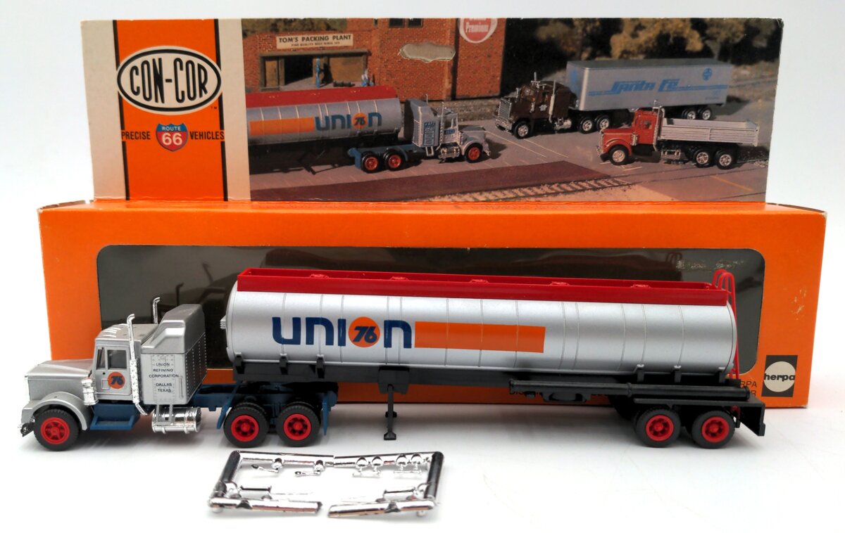Con-Cor 0004-001004 HO Scale Union 76 Tractor and Oil Tanker VG/Box
