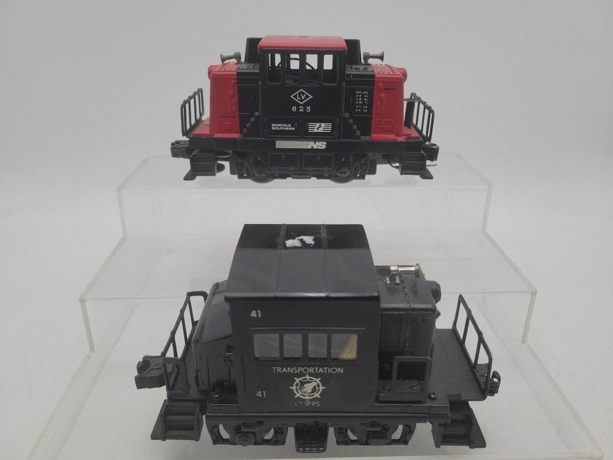 O Gauge CUSTOM Assorted Diesel Locomotives: 41, 625 [2]