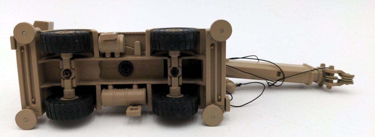 NZG 530/02 1:87 Scale Tan Grove RT 700 E Mobile Crane Diecast EX/Box
