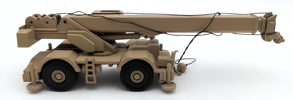 NZG 530/02 1:87 Scale Tan Grove RT 700 E Mobile Crane Diecast EX/Box