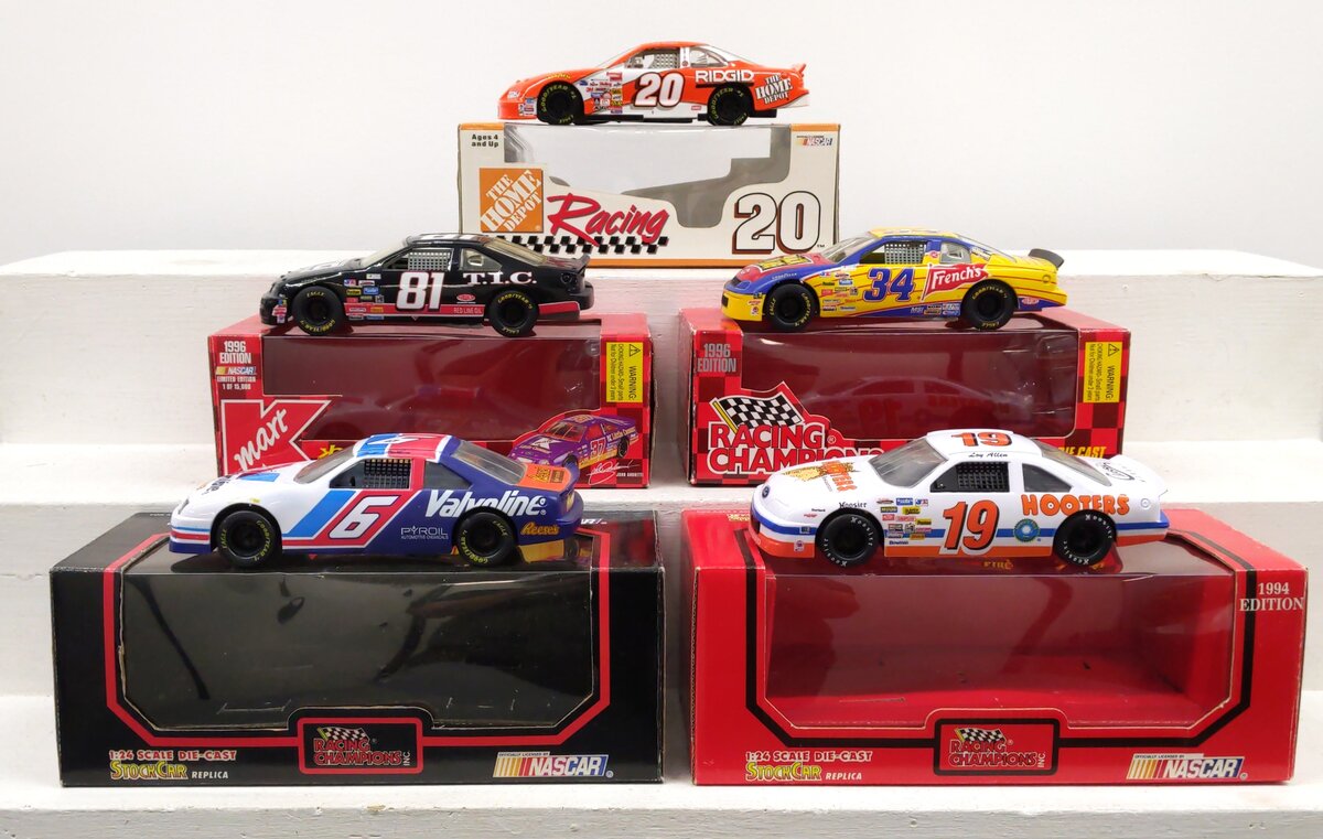 Racing Champions 1:24 Diecast Assorted NASCAR Racing Cars [5] EX