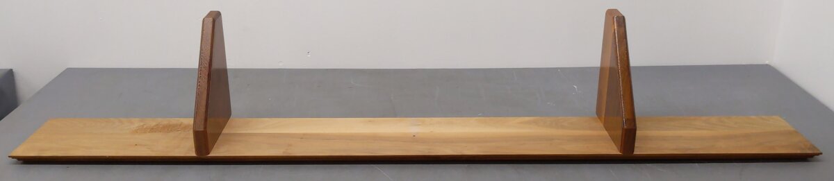 O Scale Wooden and Acrylic display shelf VG