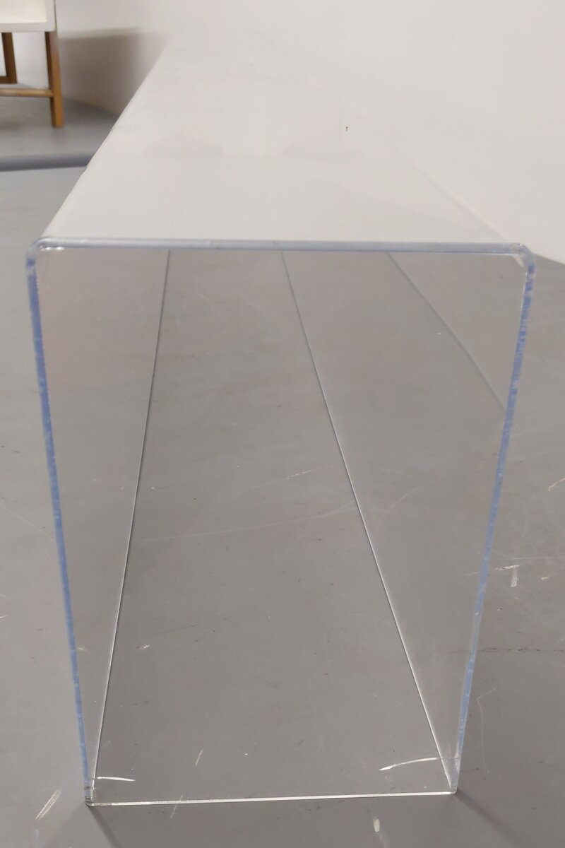O Scale Wooden and Acrylic display shelf VG