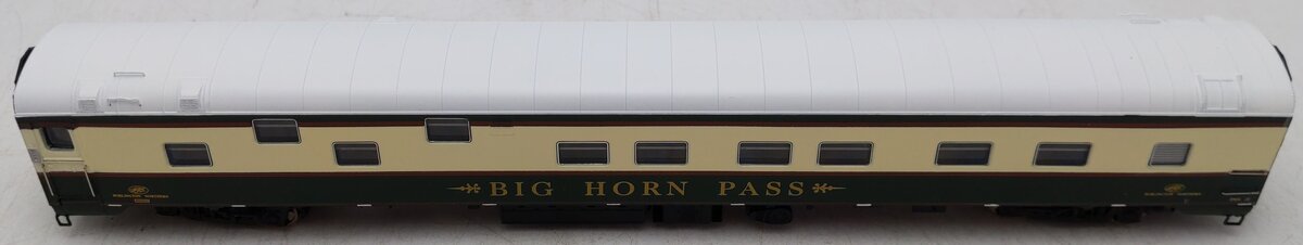 Rapido 101103 HO Scale Burlington Northern "Big Horn Pass" Duplex Sleeper Car EX/Box
