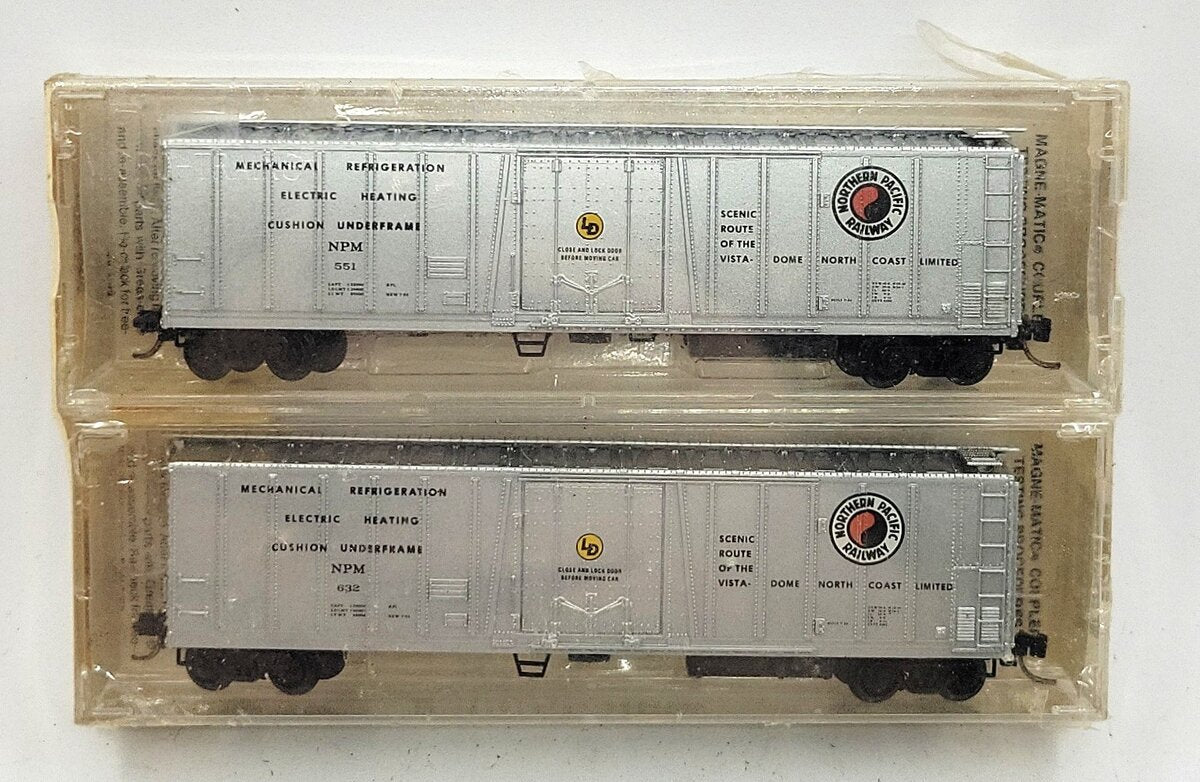 Micro-Trains 07000052 N Northern Pacific 51' 3-3/4" Mechanical Reefer (Set of 2) MT/Box