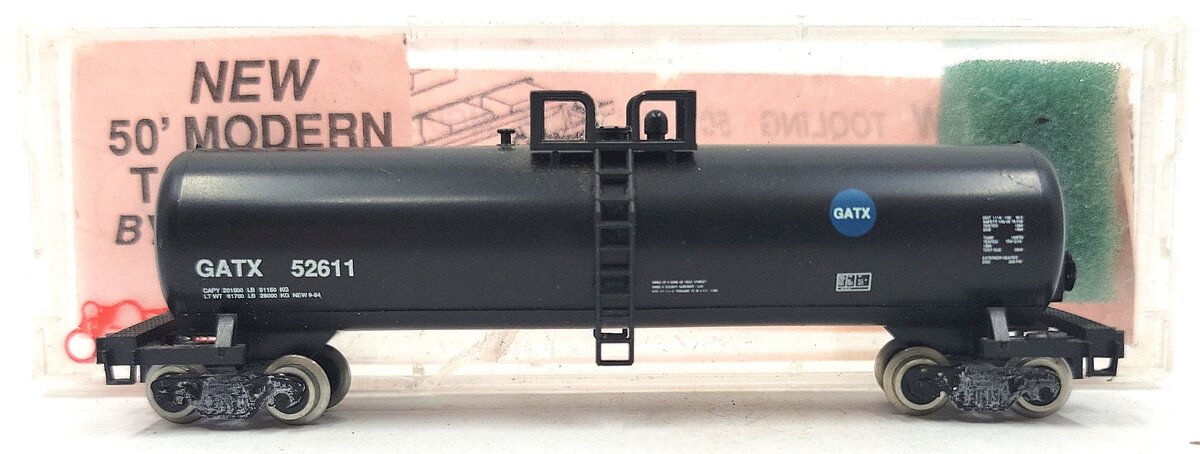 Roundhouse 8441 N Scale GATX 50' Modern Tank Car Kit #52611 EX/Box