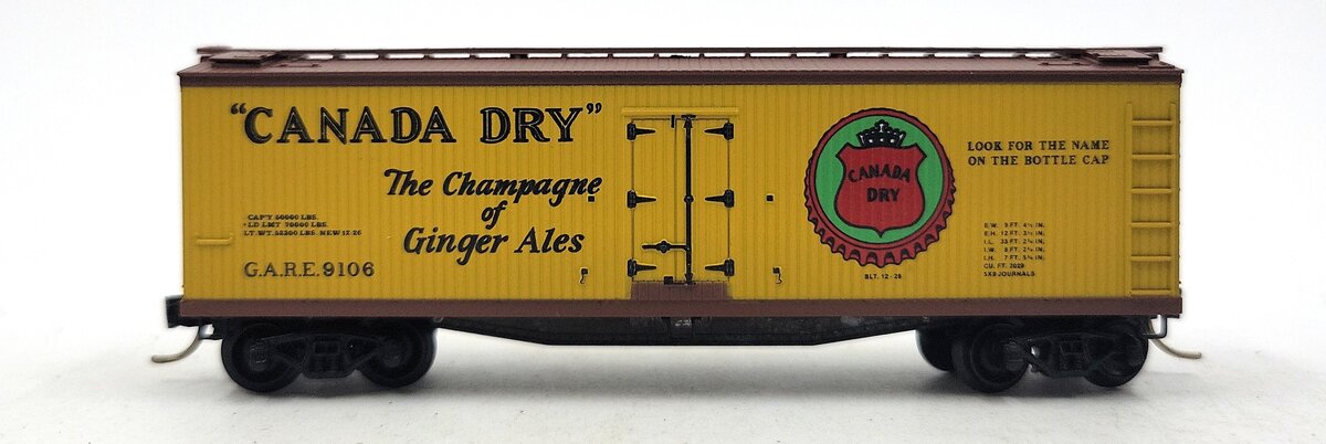 Micro-Trains 04900190 N Canada Dry 40' Double Wood Sheathed Reefer #9106 EX/Box