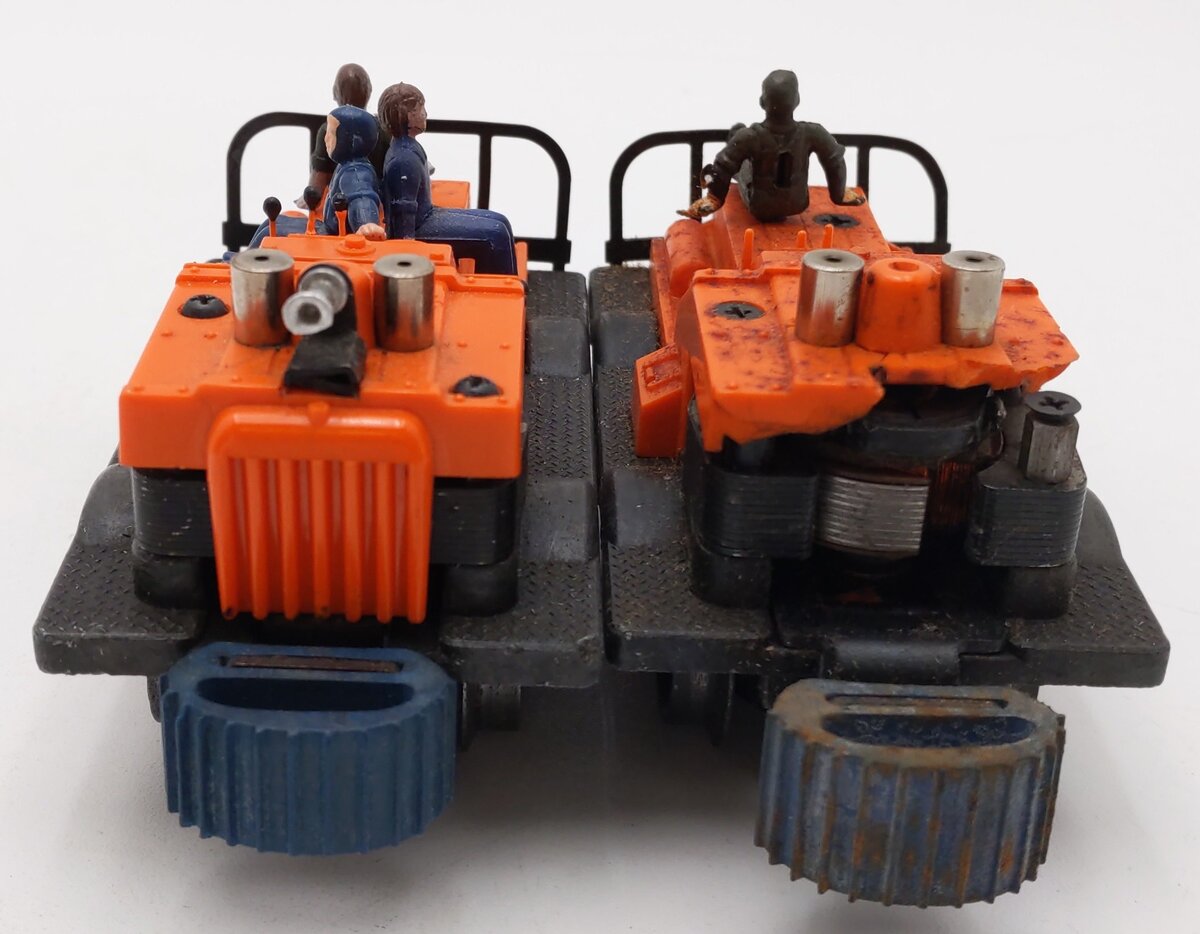 Lionel 50 Vintage O Motorized Gang Car [2]