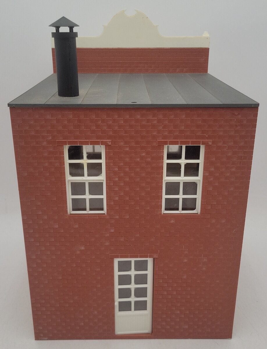 Piko 62257 G Scale 1889 Farmers State Bank Building EX