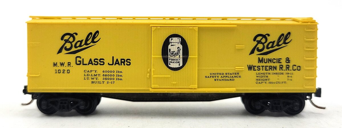 Micro-Trains 04200030 N MWR Ball Glass Jars 40' Dbl Sheathed Wood Boxcar #1020 LN/Box