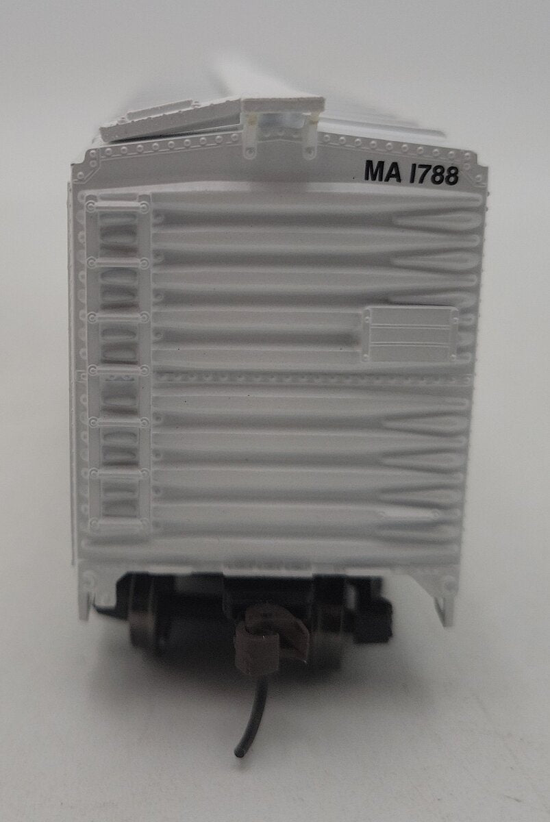 Athearn 93321 HO Scale USPS Massachusetts 50' Single Door Boxcar #1788 EX/Box