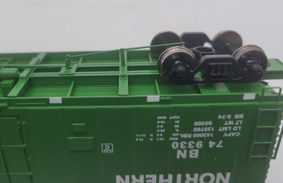 Athearn 88953 HO Scale Burlington Northern 50' Boxcar #749330 EX/Box