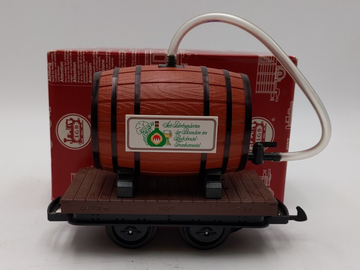 LGB 40470 G Scale Flatcar with Wine Barrel EX/Box