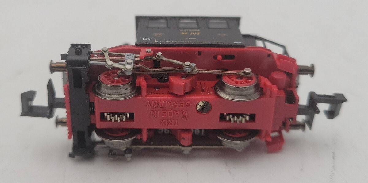 Trix 12212 N DR Class BR 983 0-4-0T Steam Locomotive #98303 EX/Box
