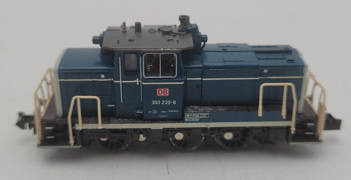 Trix 12621 N Scale DB Diesel Locomotive #360239-8 EX/Box
