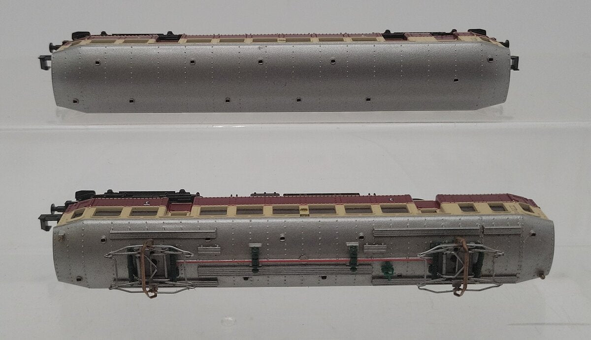 Roco 23001 N-Scale DSG BR ET85 2-Coach Set #2126, #1130 EX