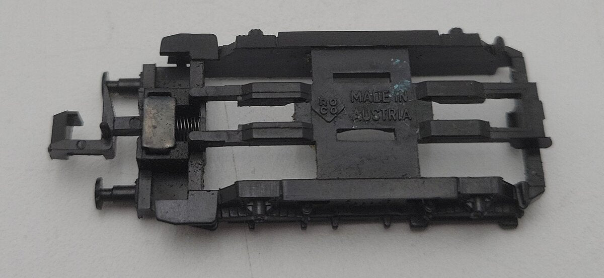 Roco 23001 N-Scale DSG BR ET85 2-Coach Set #2126, #1130 EX