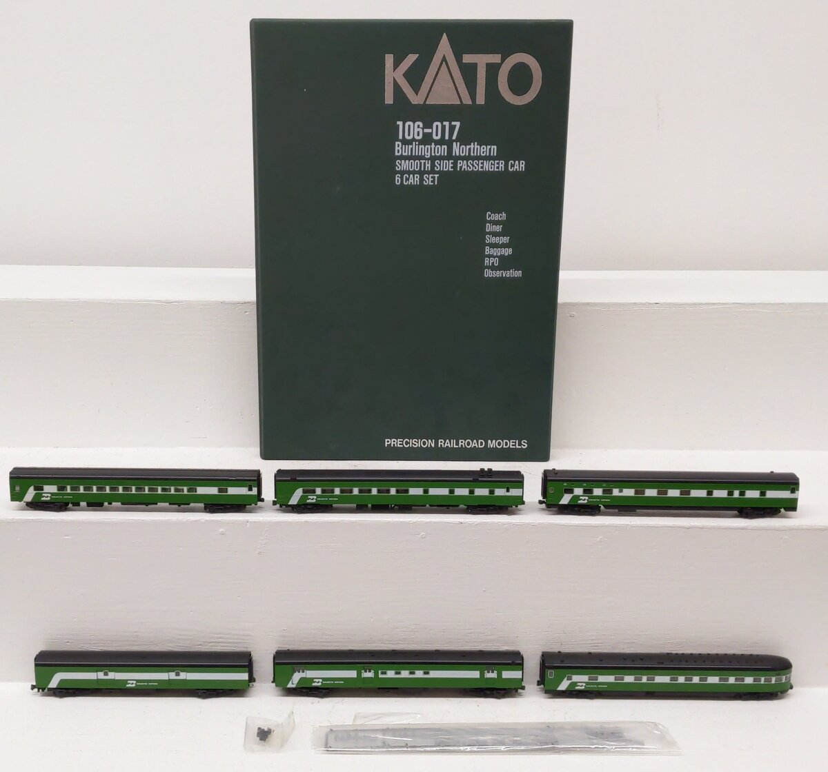 Kato 106-017 N Scale Burlington Northern Passenger Set EX/Box