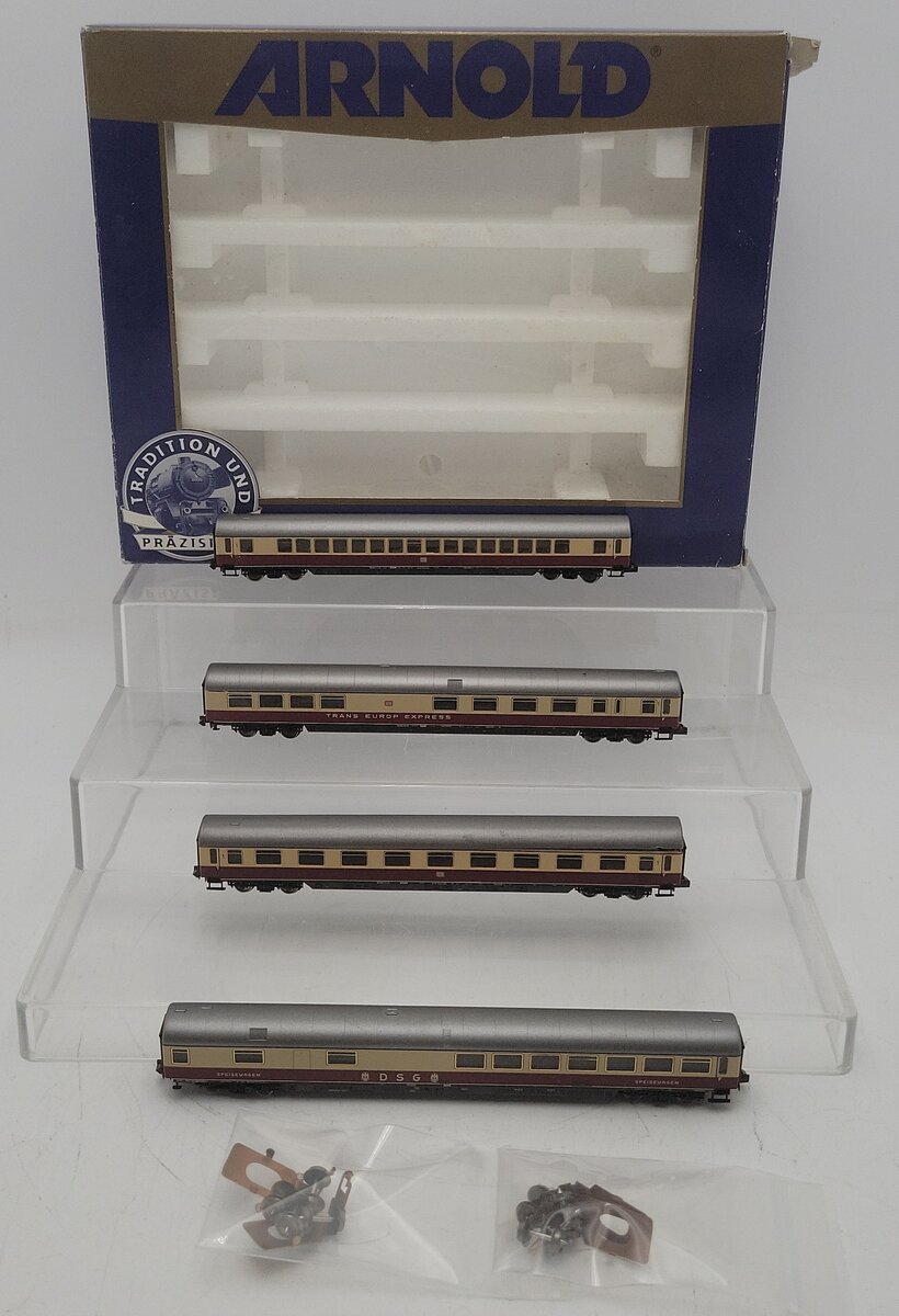 Arnold 0187 N Scale DSG European Express Passenger Cars (Pack of 4) EX/Box