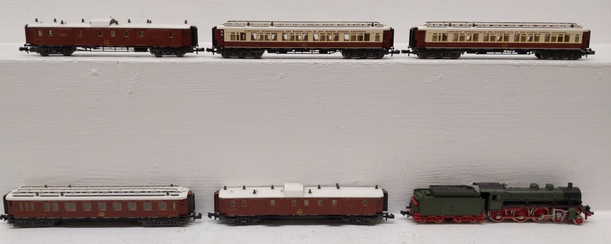 Trix 51-1017-00 N Scale Orient Express Steam Locomotive & Passenger Car Set EX/Box